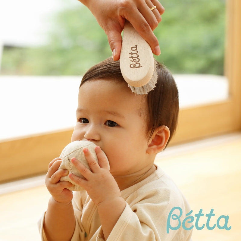 Betta ベッタ たてがみブラシ - プレミアム - ベビーヘアブラシ